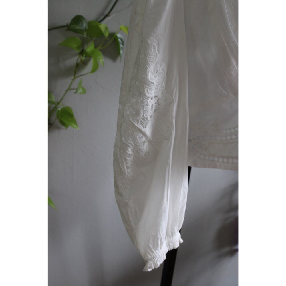 FARM Rio White Embroidered Lace Cropped Blouse Size L| NWT | MSRP $176 - Picture 15 of 16